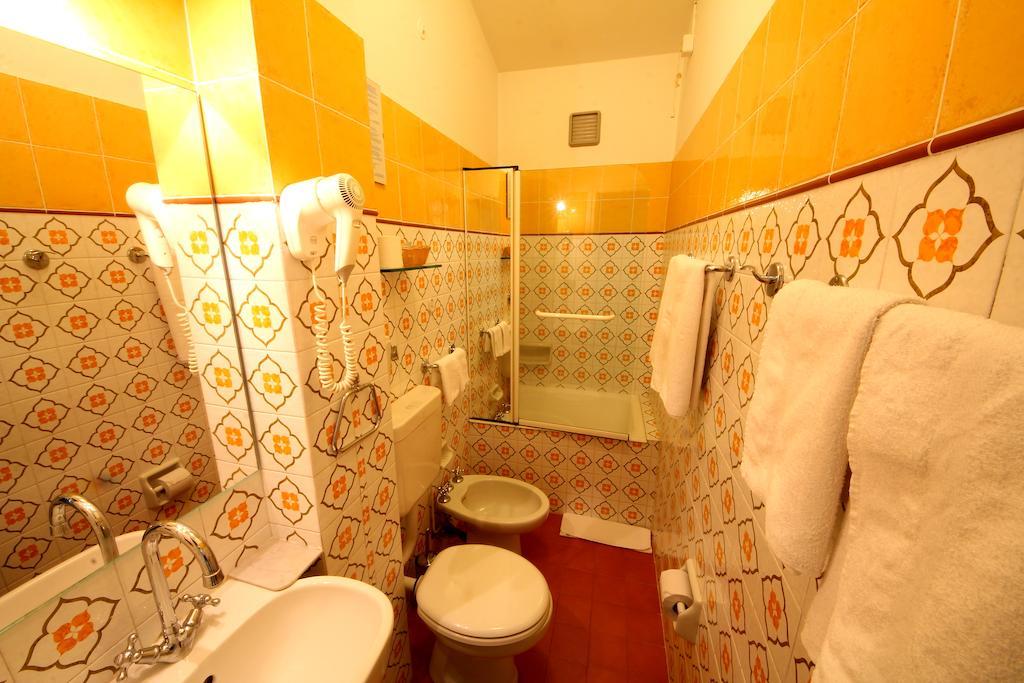 Bed & Breakfast La Favorita & Ristorante 2*