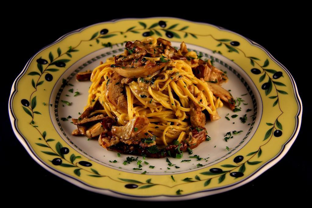 Bed & Breakfast La Favorita & Ristorante 2*